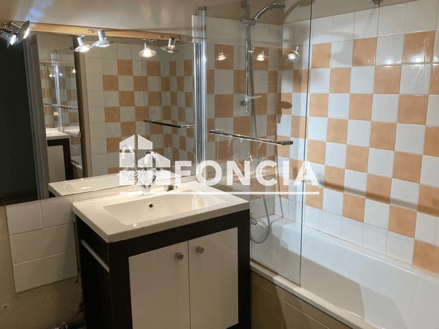 Appartement à louer, 62m², Annecy