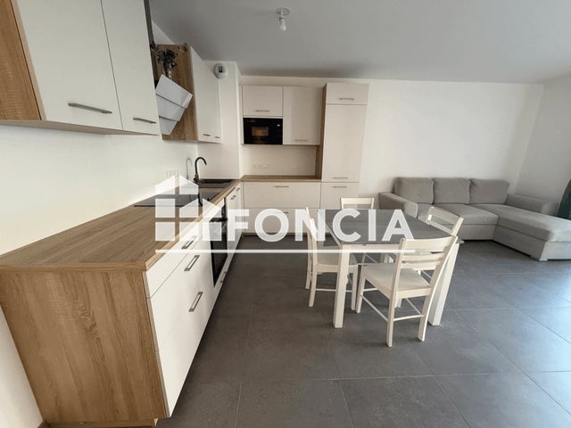 Appartement à louer, 68m², Evian-les-Bains