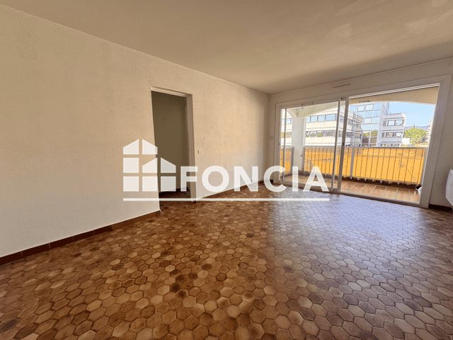 Appartement à louer, 30m², Hyères