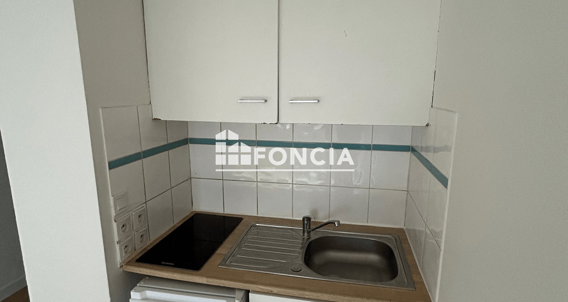 Appartement à louer, 19m², Valence