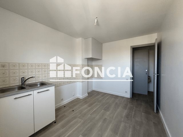 Appartement à louer, 25m², Berre-l'Etang