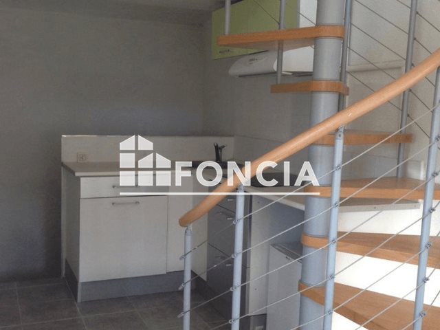 Appartement à louer, 24m², Nîmes