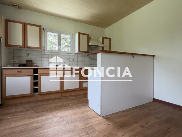 Maison à louer, 49m², Landudal