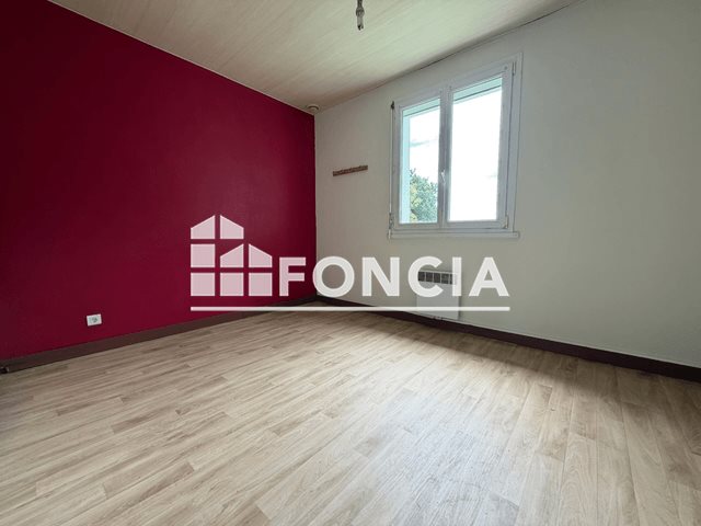 Maison à louer, 49m², Landudal