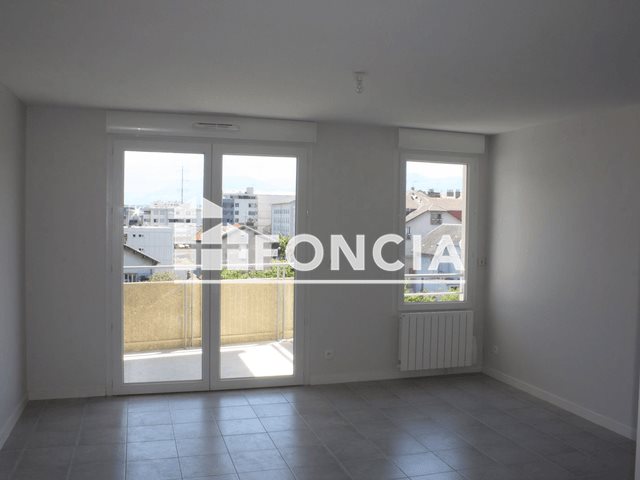 Appartement à louer, 42m², Fontaine