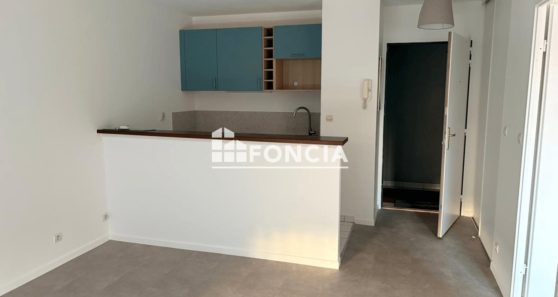 Appartement à louer, 35m², Cergy