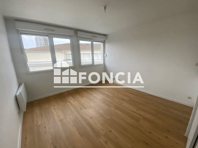 Appartement à louer, 19m², Talence