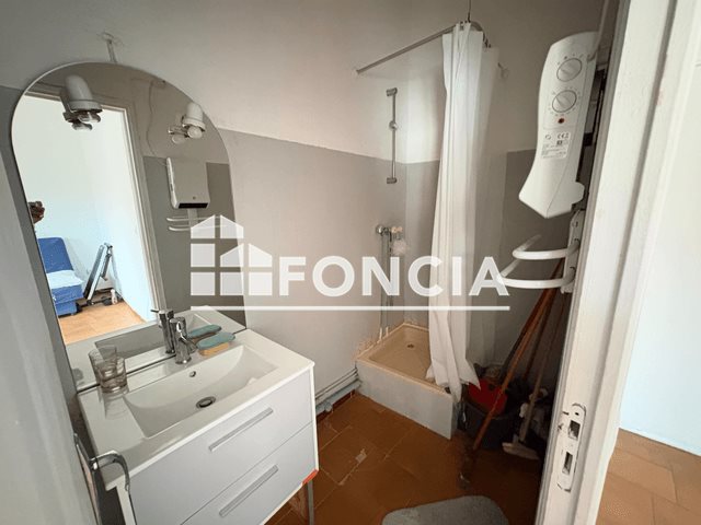 Appartement à louer, 31m², Nîmes