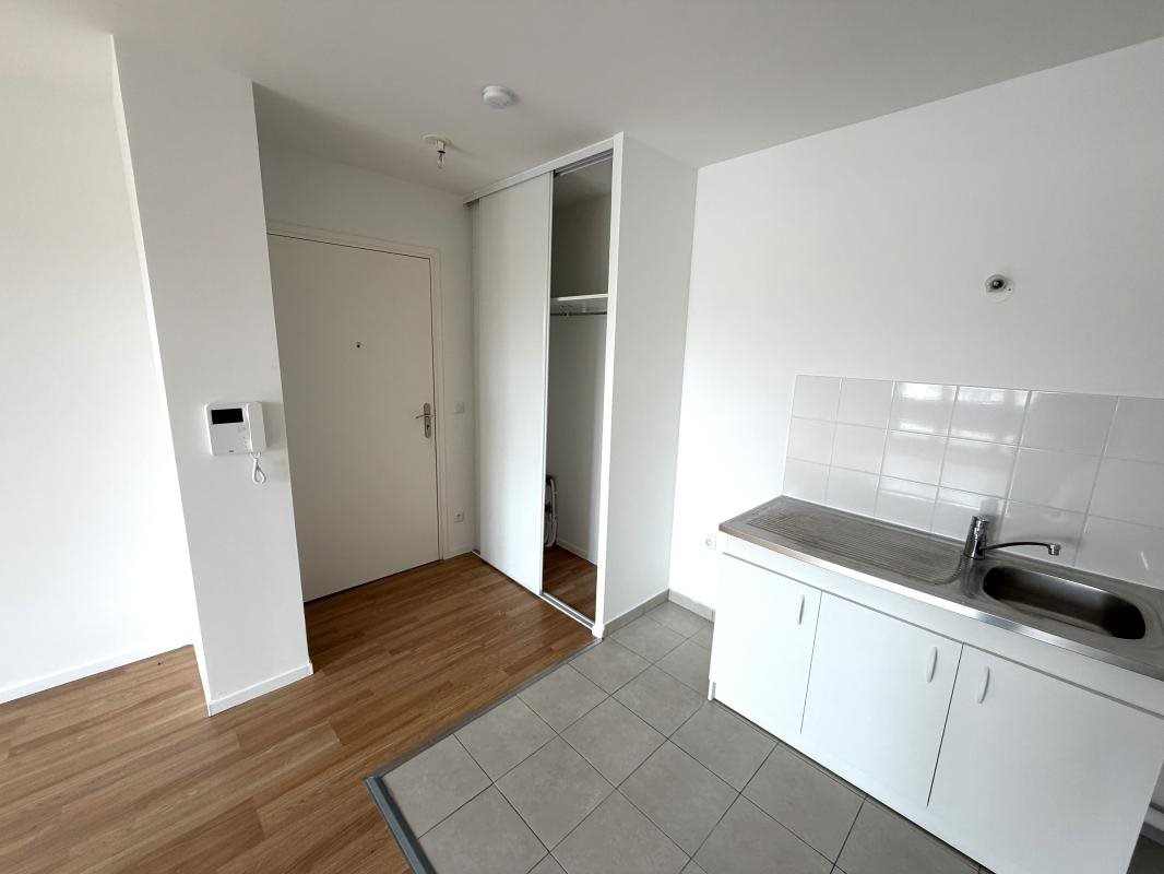 Appartement à louer, 39m², Saint-Cyr-l'Ecole