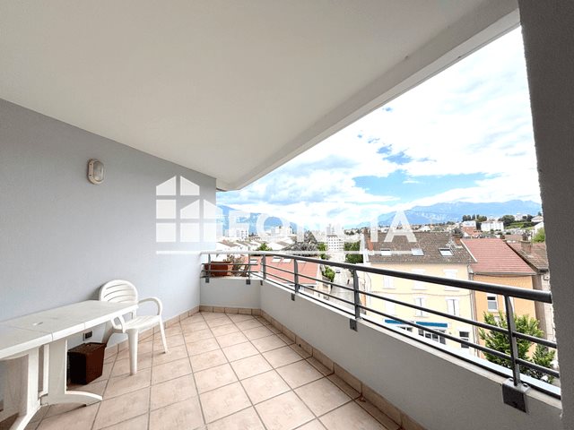 Appartement à louer, 45m², Voiron