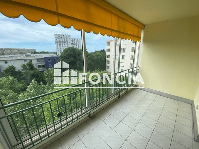 Appartement à louer, 20m², Nîmes