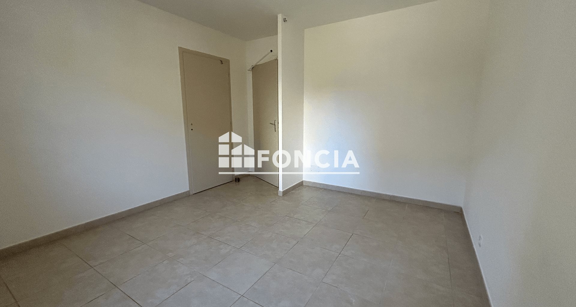 Appartement à louer, 42m², Le Thor