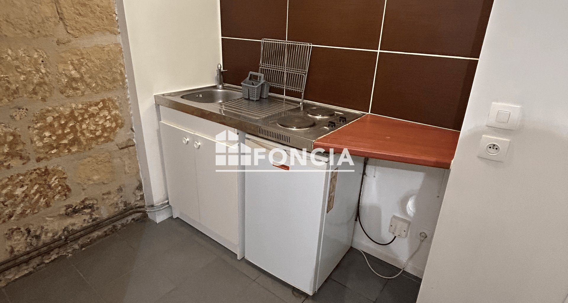 Appartement à louer, 15m², Laon