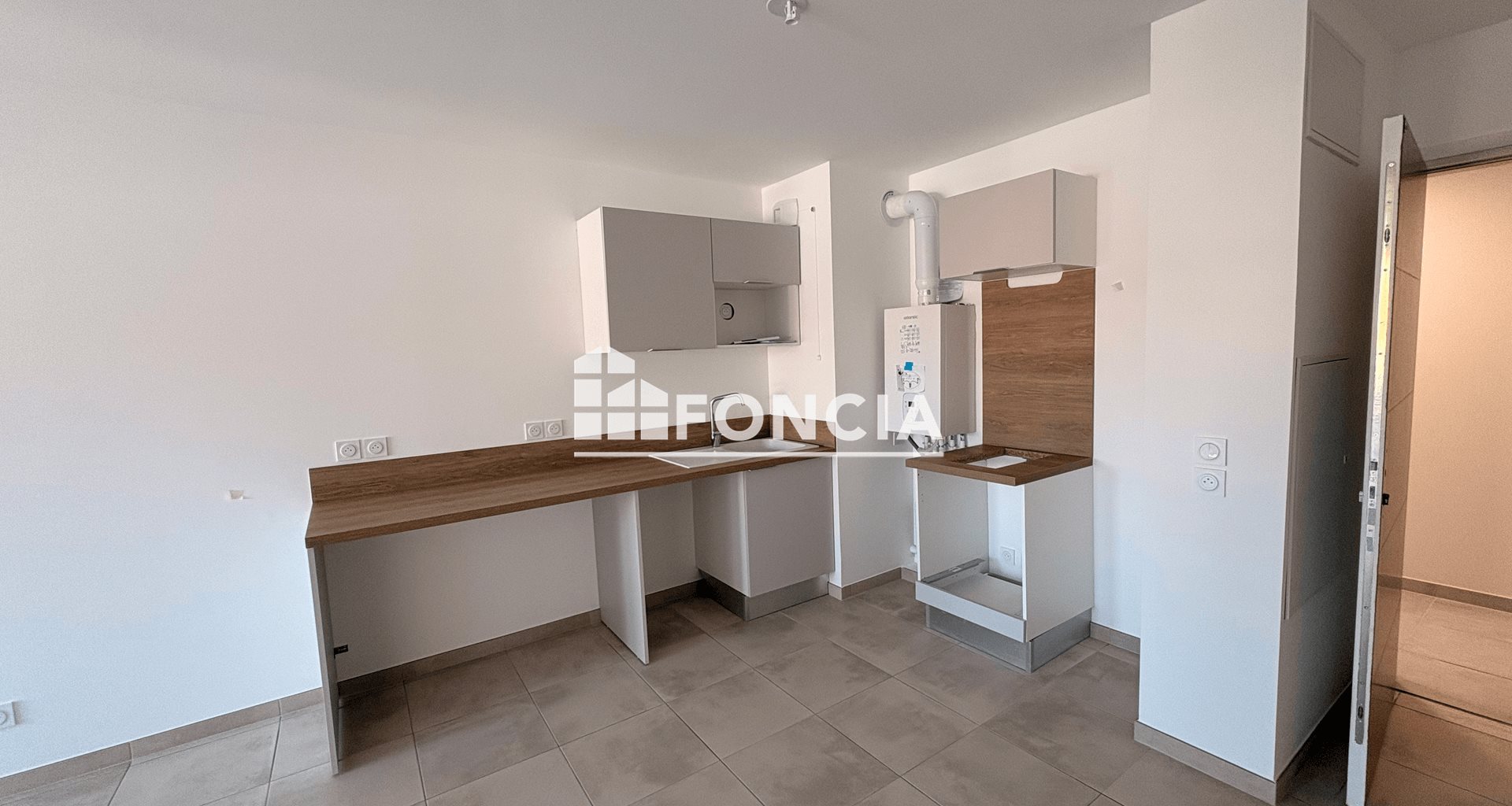 Appartement à louer, 47m², Morières-lès-Avignon
