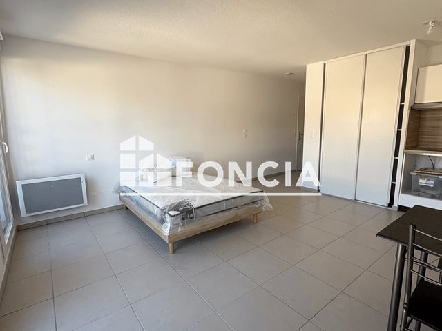 Appartement à louer, 33m², Saint-Brès
