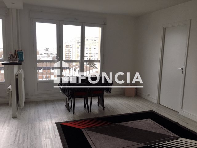 Appartement à louer, 43m², Orléans