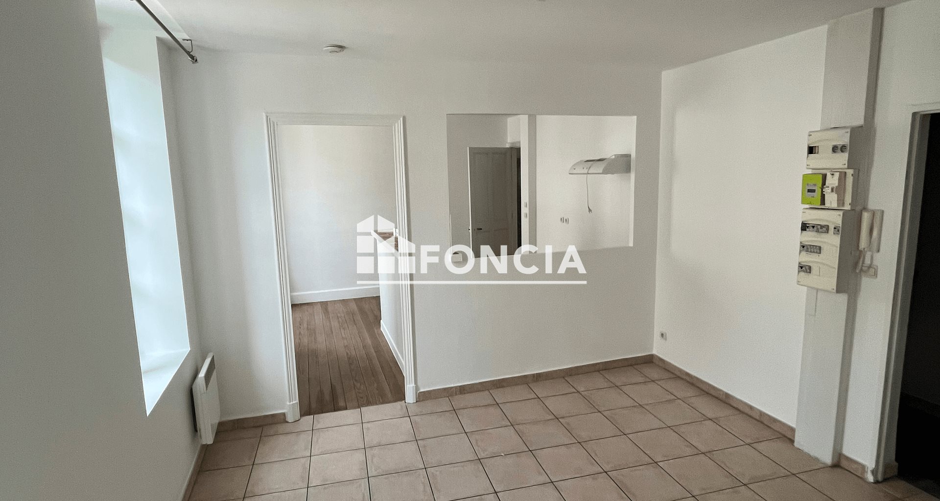 Appartement à louer, 53m², Donzère