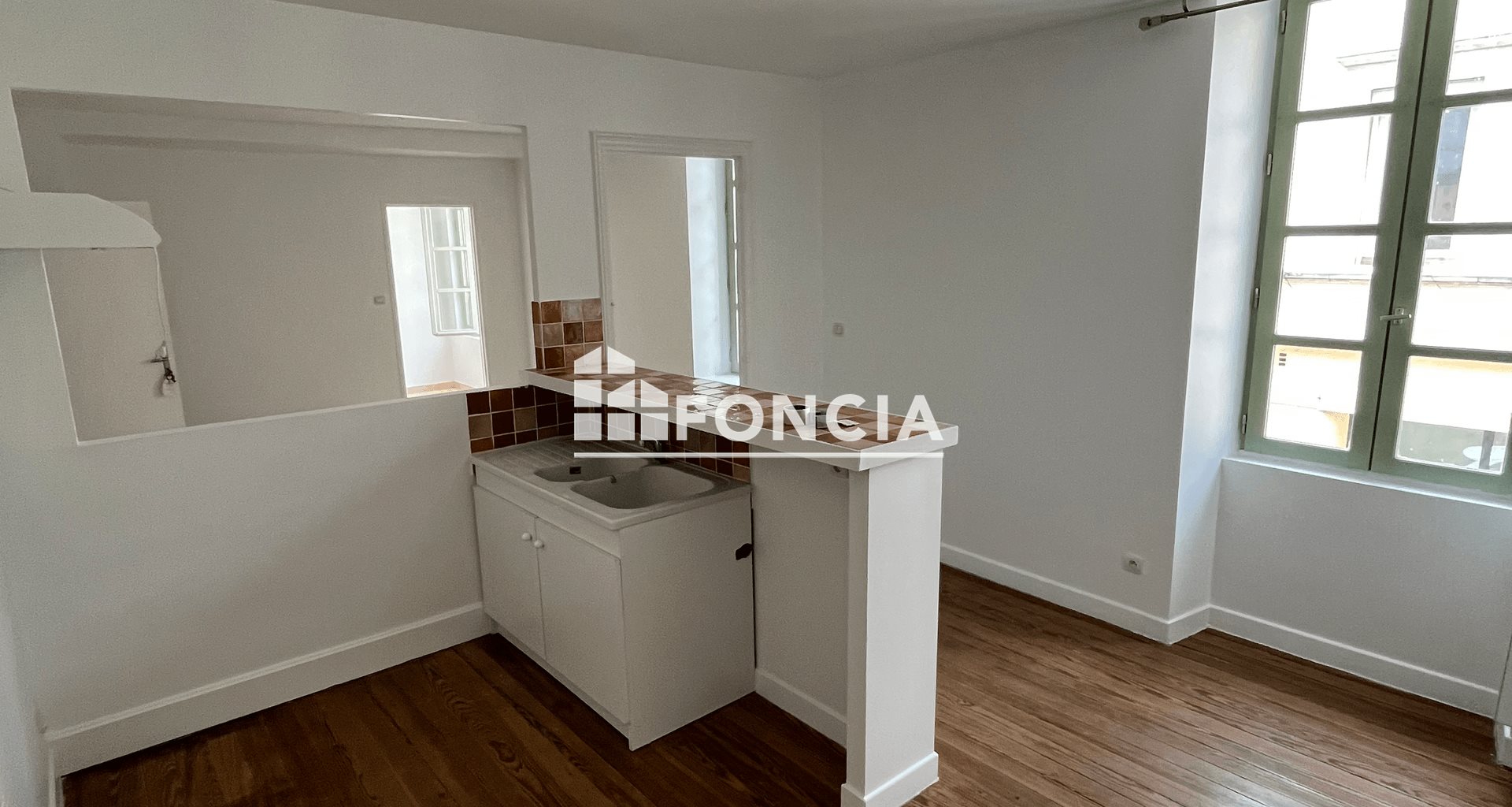 Appartement à louer, 53m², Donzère