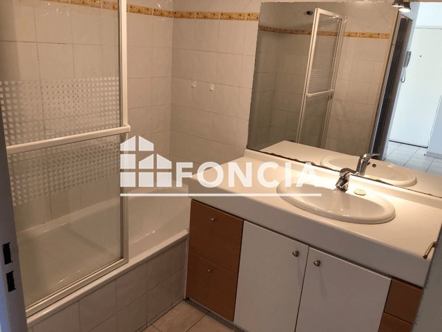 Appartement à louer, 64m², Saint-Cyr-sur-Mer