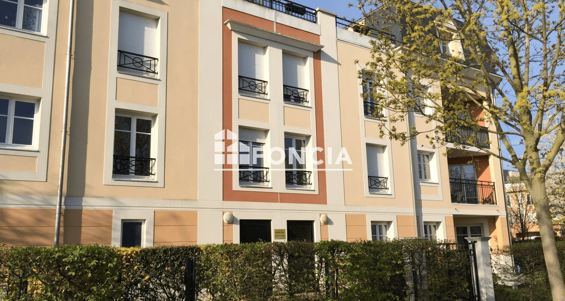 Appartement à louer, 64m², Emerainville