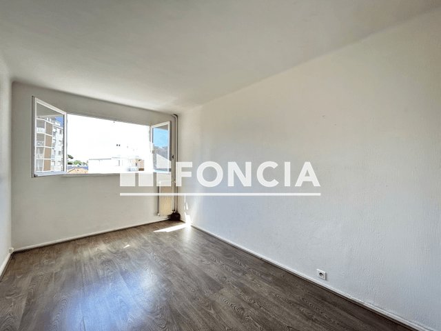 Appartement à louer, 58m², Antibes