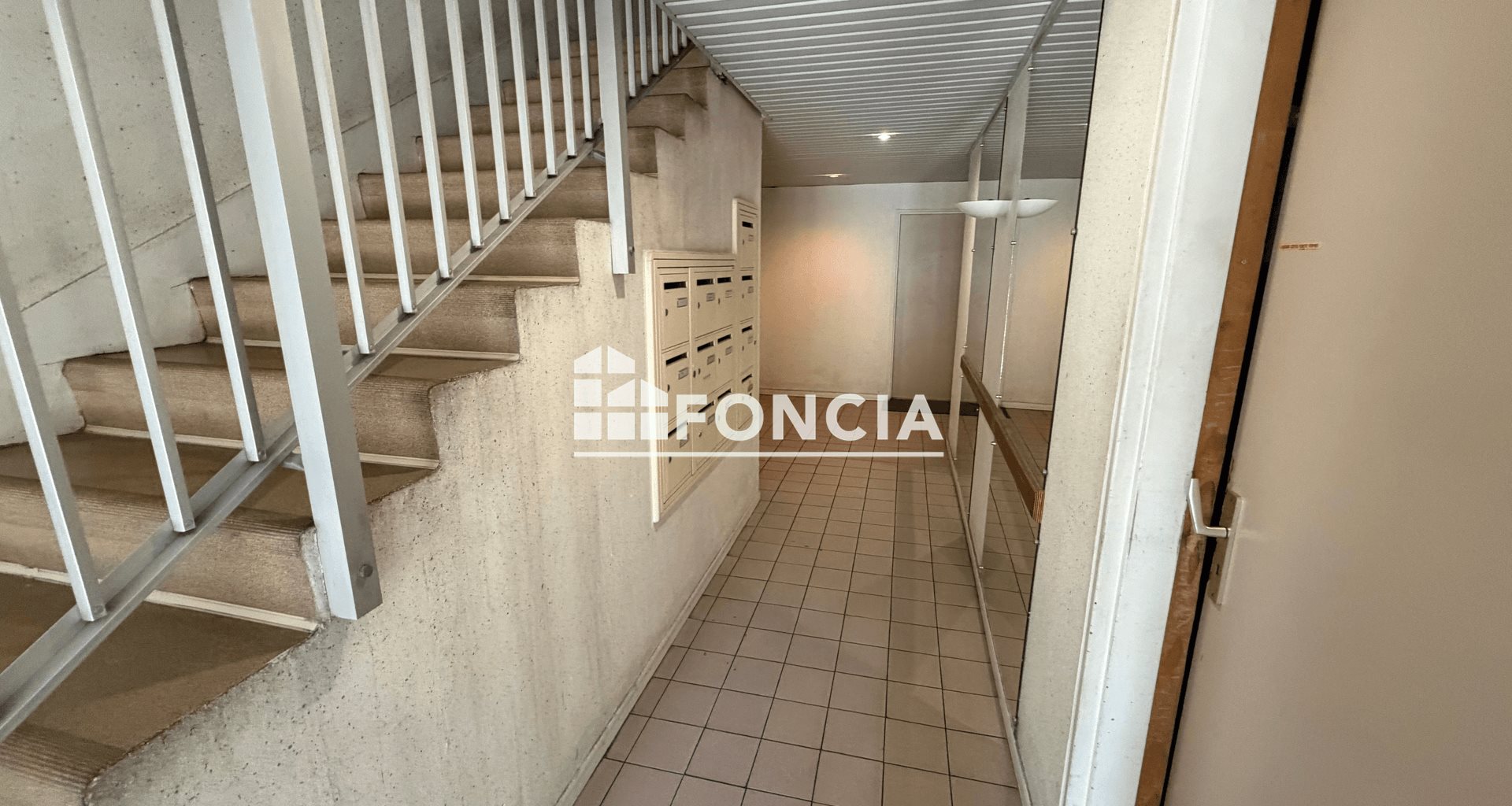 Appartement à louer, 33m², Saint-Cyr-l'Ecole