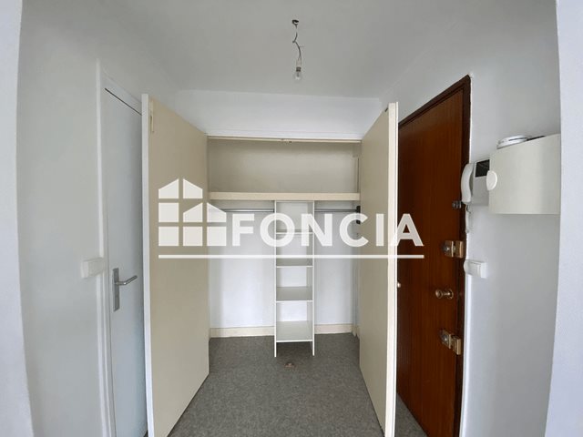 Appartement à louer, 26m², Charleville-Mézières