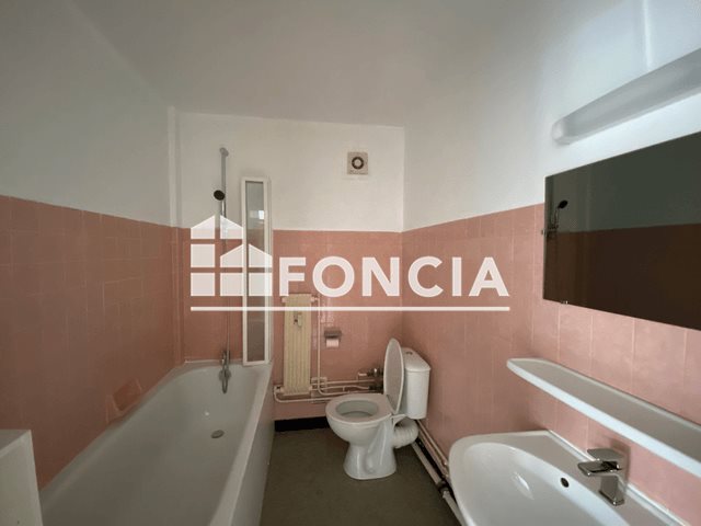 Appartement à louer, 26m², Charleville-Mézières