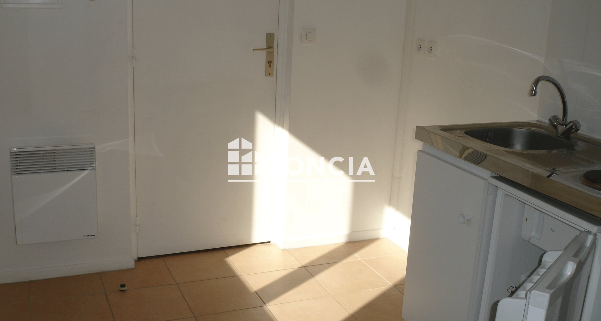 Appartement à louer, 17m², Etampes