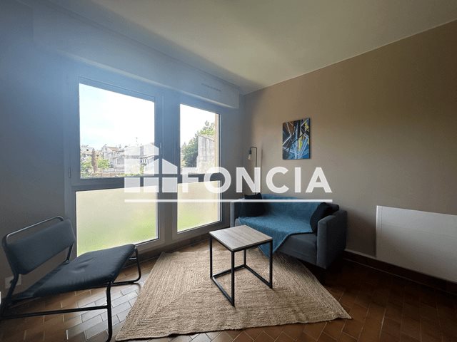 Appartement à louer, 29m², Uzès