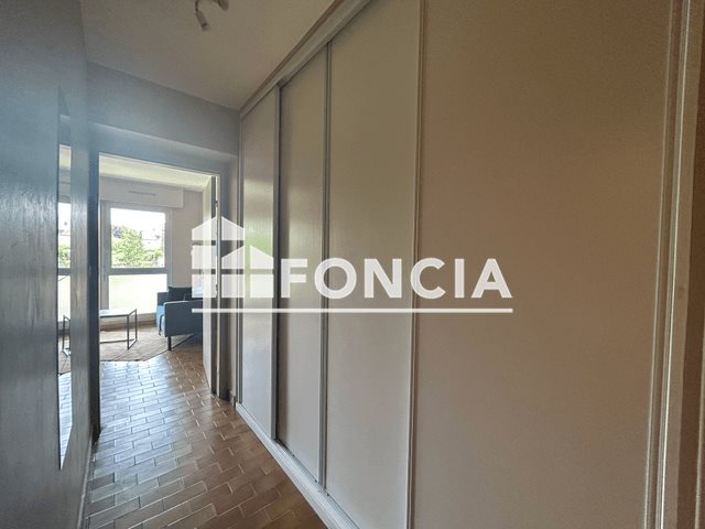Appartement à louer, 29m², Uzès