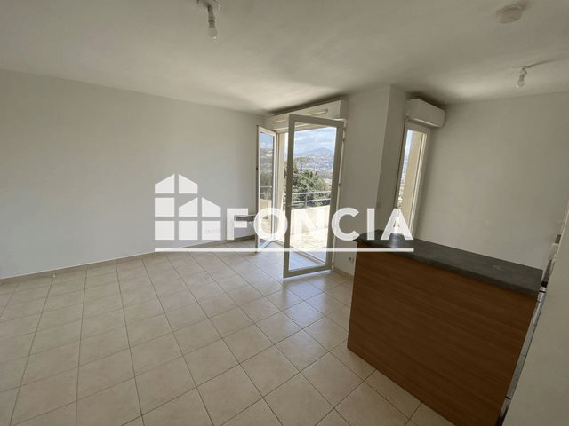 Appartement à louer, 26m², Saint-Laurent-du-Var