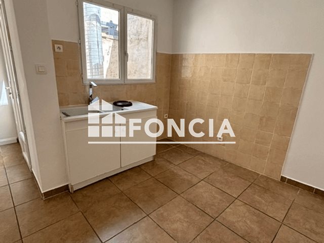 Appartement à louer, 84m², Arles