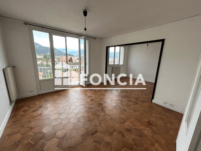 Appartement à louer, 69m², Fontaine