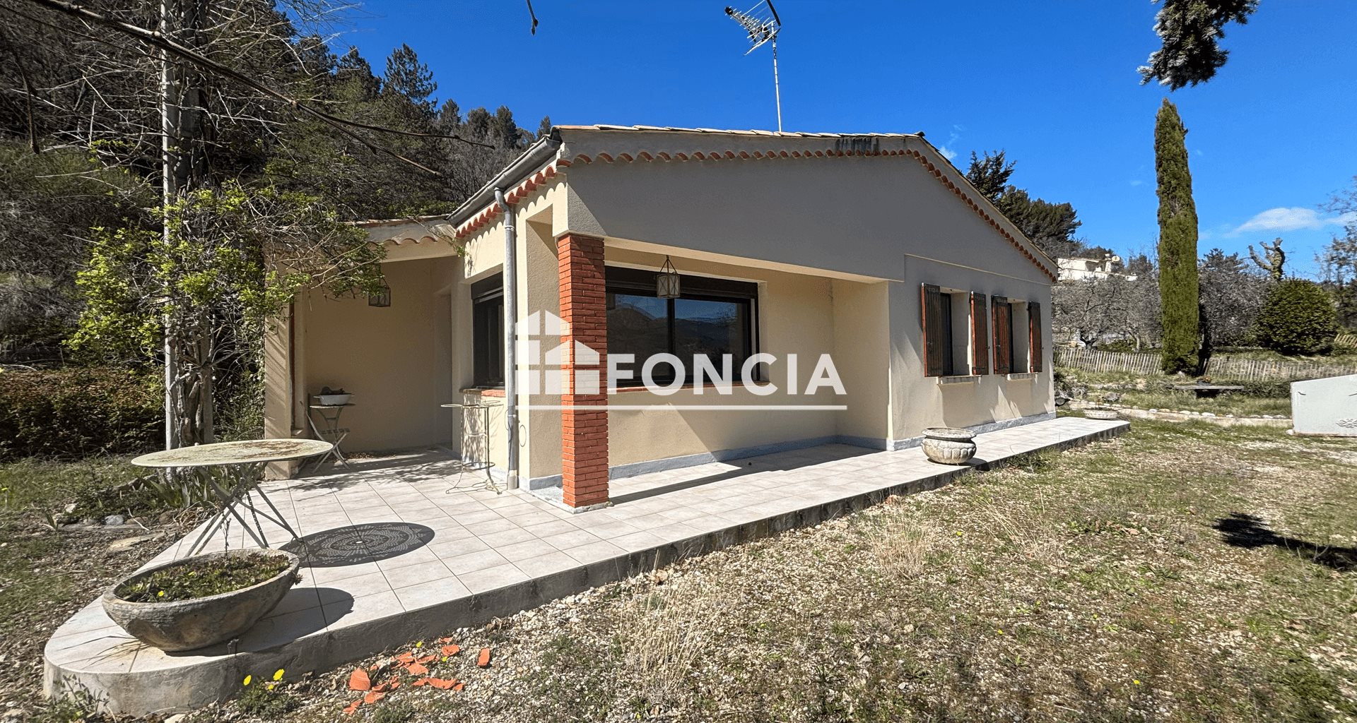 Maison à vendre, 65m², Mézel