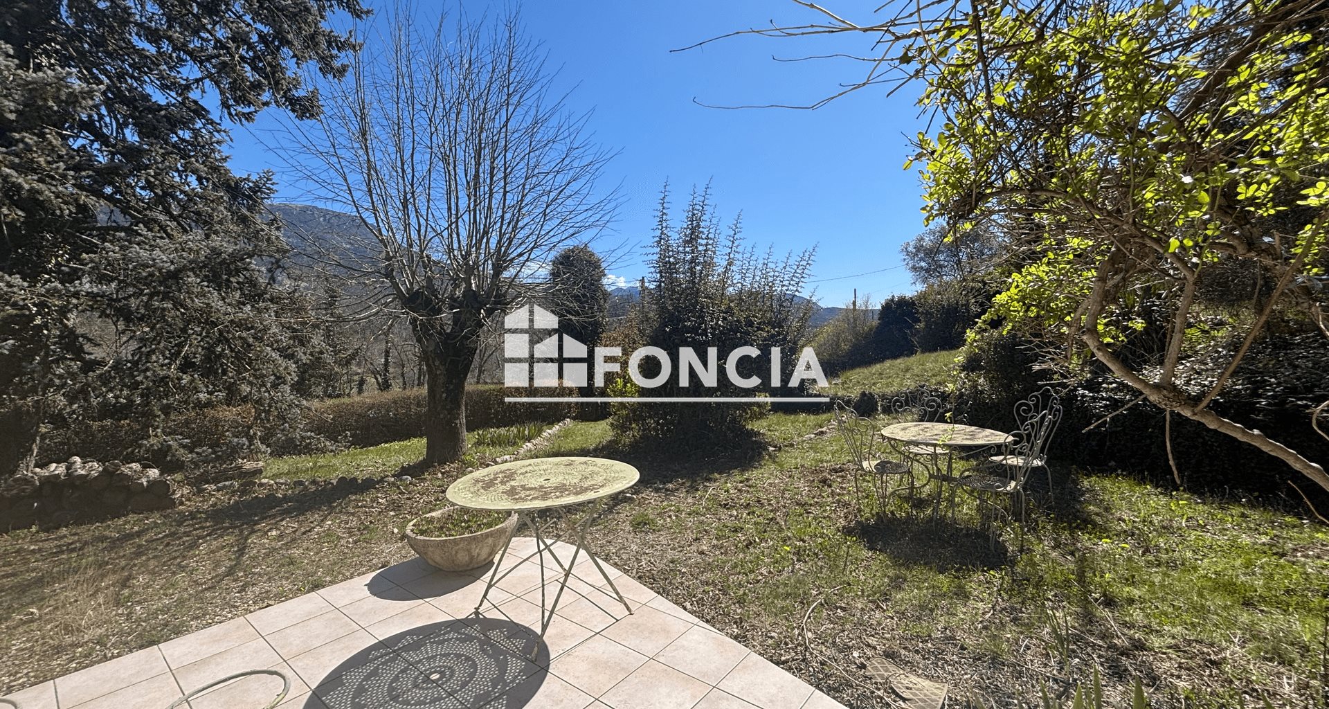 Maison à vendre, 65m², Mézel