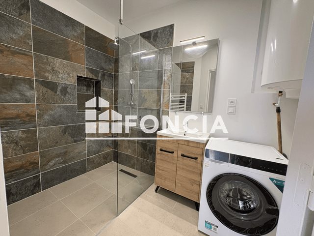 Appartement à louer, 57m², Nîmes