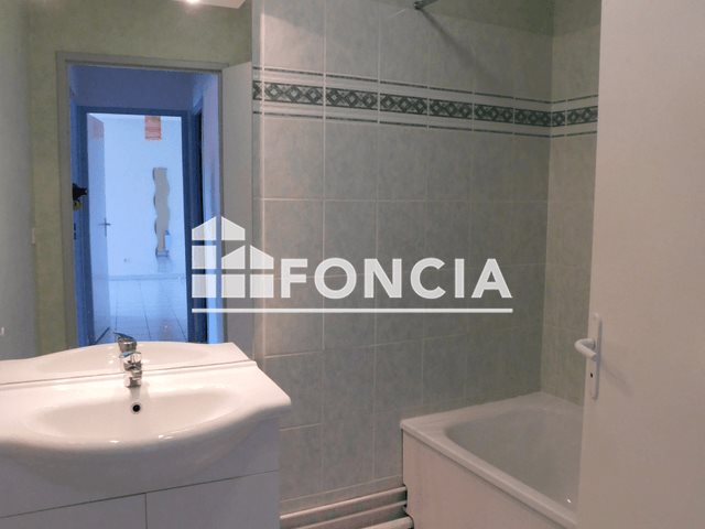 Appartement à louer, 60m², Lourdes