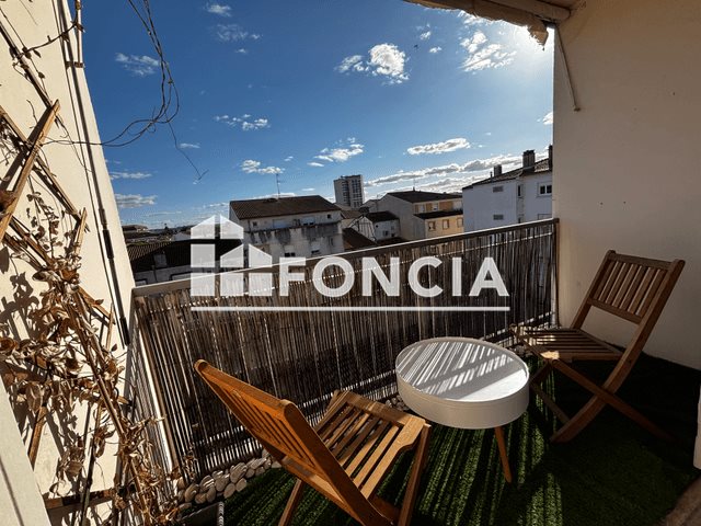 Appartement à louer, 69m², Agen