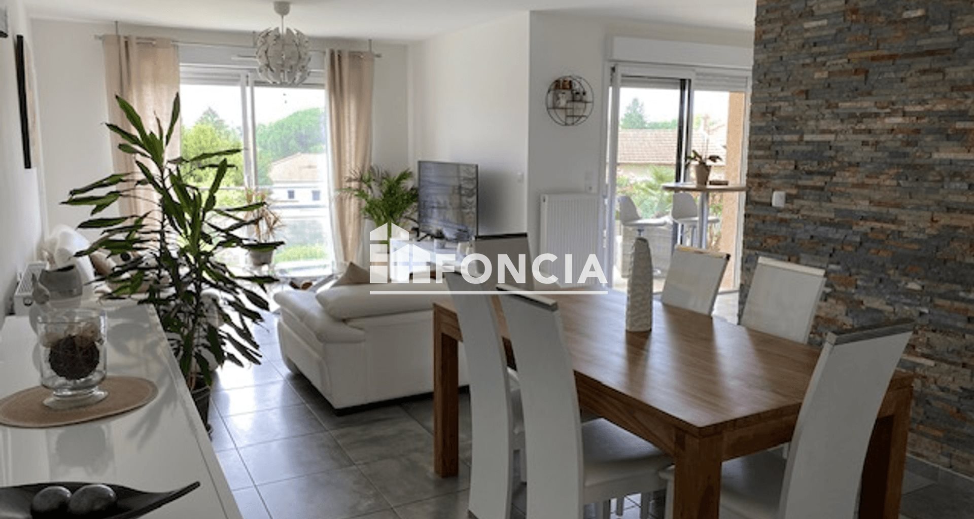 Appartement à louer, 70m², Bougé-Chambalud