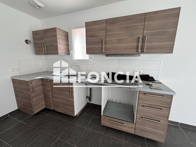 Maison à louer, 88m², Cuers