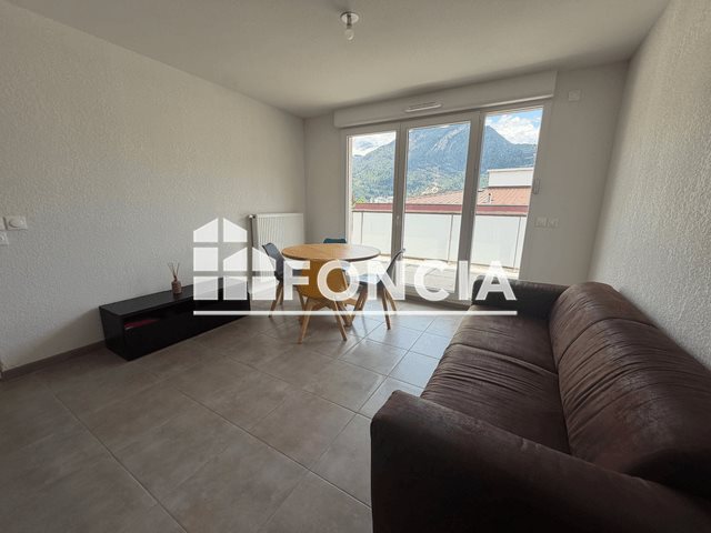 Appartement à louer, 39m², Cluses