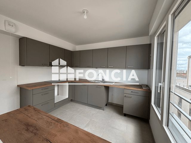Appartement à louer, 133m², Clichy