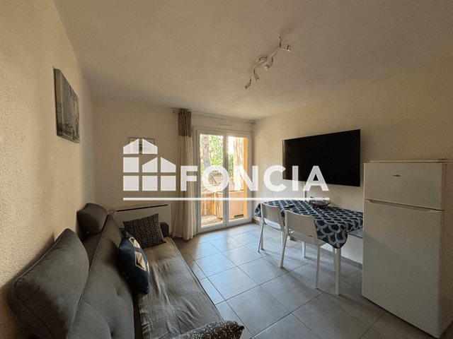 Appartement à louer, 25m², Bormes-les-Mimosas