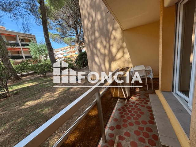 Appartement à louer, 25m², Bormes-les-Mimosas