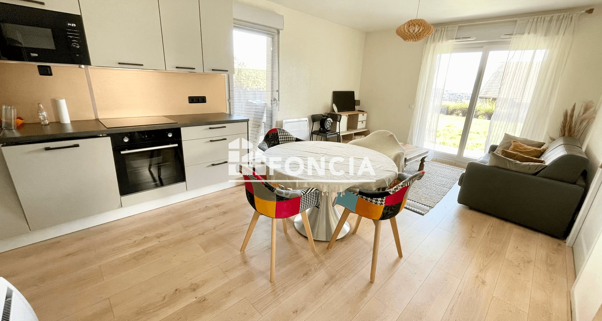 Appartement à louer, 42m², Gex