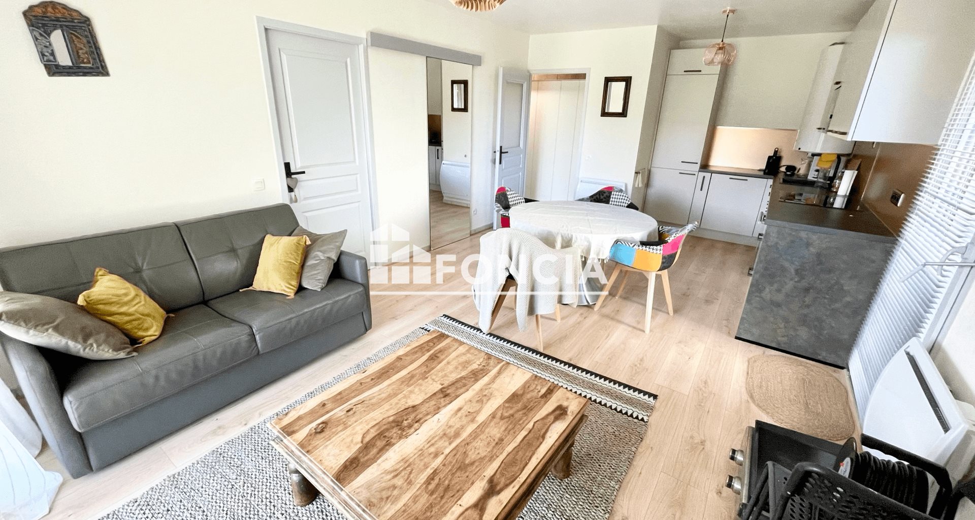 Appartement à louer, 42m², Gex