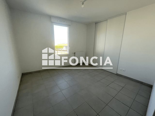 Appartement à louer, 96m², Suresnes