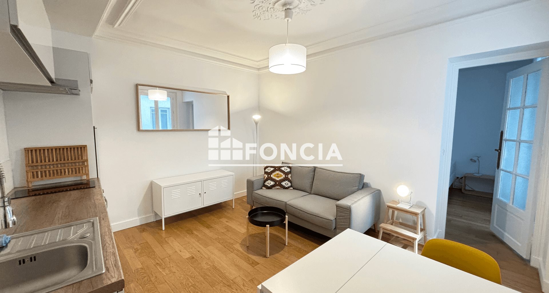 Appartement à louer, 31m², Paris 18ème