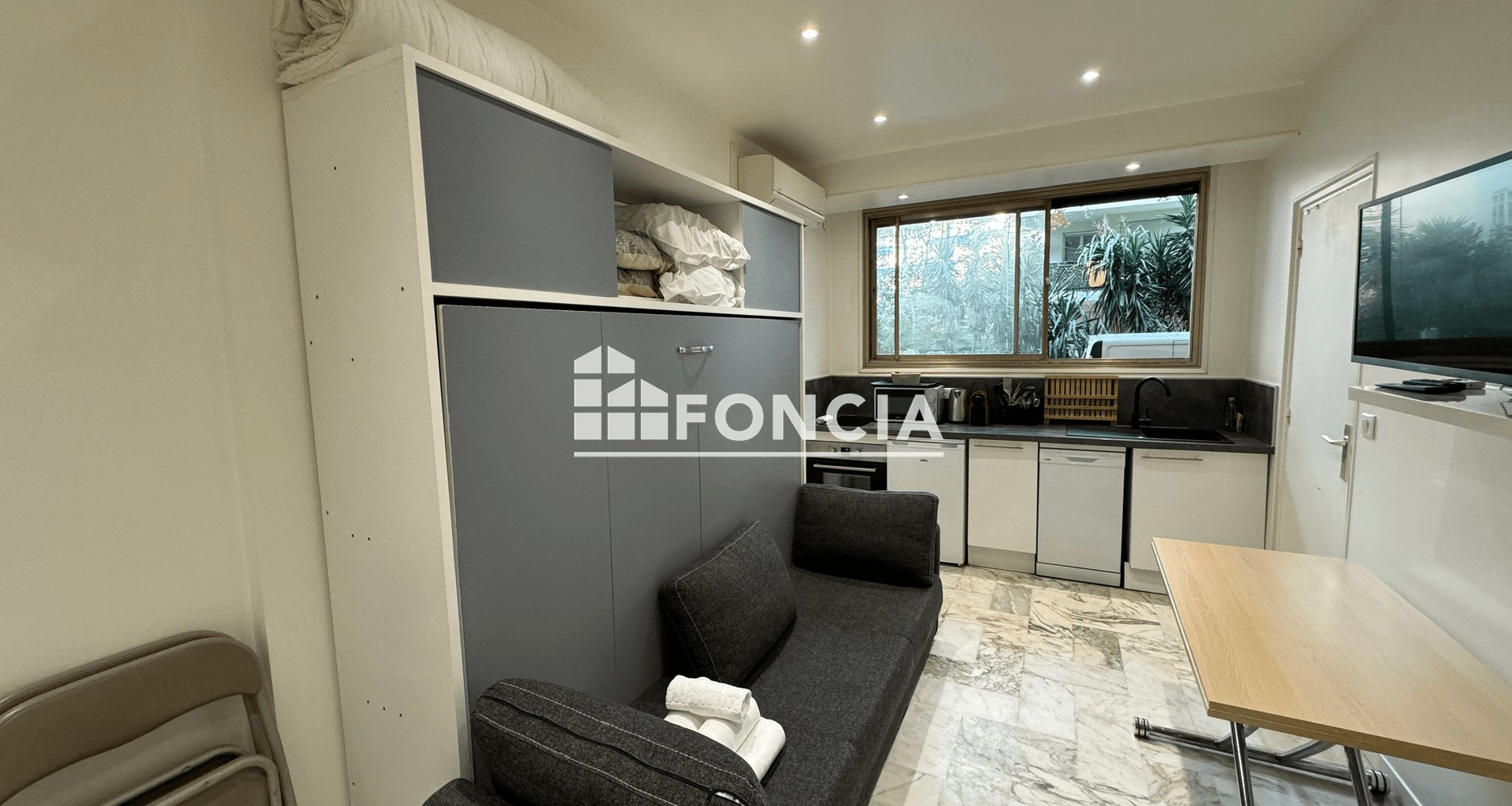 Appartement à louer, 17m², Cannes